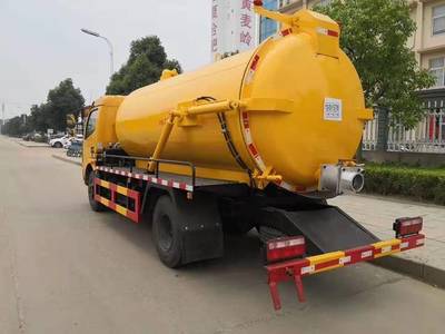 東風8噸吸污吸糞車化糞池掏糞車配置介紹